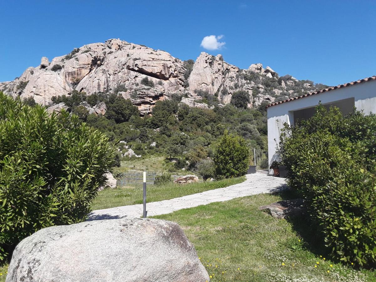 Lu Lisandru Abbiadori Exterior foto